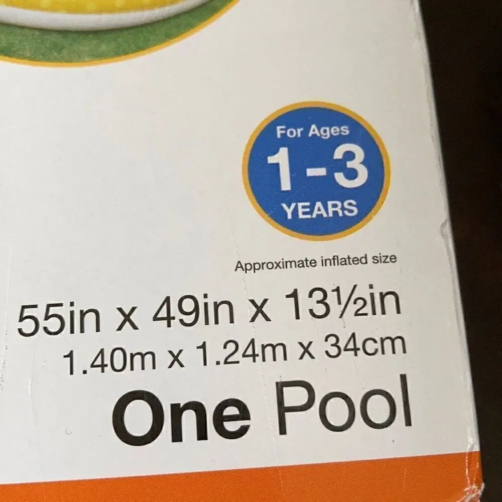 1 LEFT! Friendly Goldfish Baby Pool - Picture 4 of 4